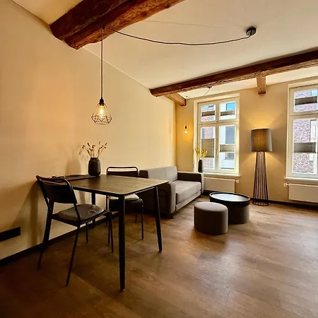 Apartmenthaus Altstadt 2 *